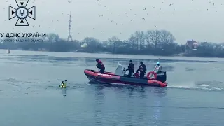 Водолази ДСНС Кіровоградщини показали  рівень професійної майстерності в ході практичних занять