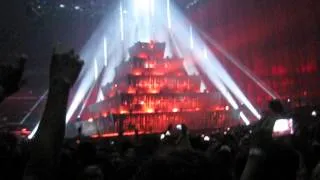 Muse - The 2nd Law: Isolated System / Supremacy (Live @ Allphones Arena Sydney 13/12/2013)