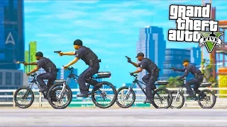 I replaced ALL COP CARS with BIKES *FUNNY*!! (GTA 5 Mods - Evade Gameplay)