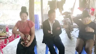 AI KHIÊM TIÊU MƯA CƯ ME NOI, MIA AI KHIÊM MƯA SẮP PHUA.