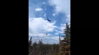 Jackson IHC Directs Chinook Bucket Drop on Hayden Pass Fire