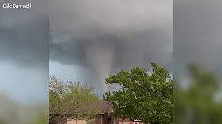 Andover tornado video from Cyle Barnwell