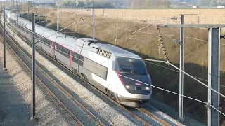 PASSAGE DE TRAIN TGV EUROSTAR ET INOUI CROISEMENT