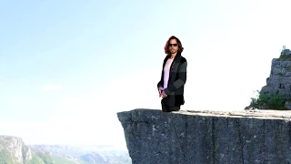 Chris Cornell has a walk in the mountains.