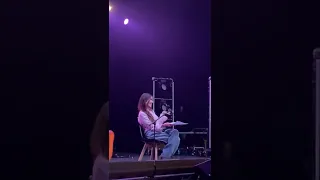 Madison Beer Singing "Balance ton Quoi" by Angèle with Fans at the Olympia in Paris