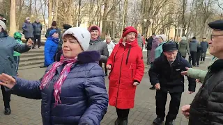 "Подарки на 8 Марта"...🎁🥀 на танцполе в Гомеле...8.03.2023года.