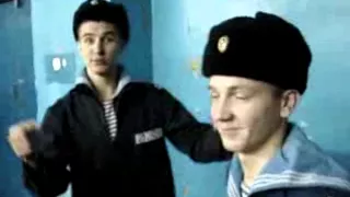 Я солдат. Поют курсанты моряки. Юмор I'm A  Soldier. Russian Navy Cadets Are Singing. Pozitive Humor