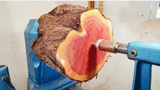 Woodturning - Juniperus chinensis vase!! 【職人技】木工旋盤でカイヅカイブキの花瓶を作る