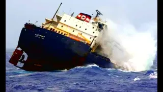 Top 10 Large Tanker & Container Ships VS Giant Waves In Terrible Storm