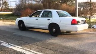 2004 Crown Victoria P71 straight pipe & burnout