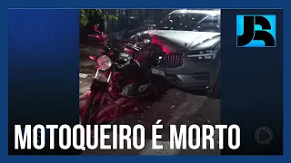 Motorista de carro de luxo atropela e mata motociclista em rodovia no interior de São Paulo