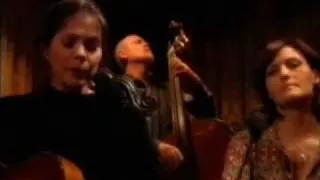 Nanci Griffith (et al.) - Who Knows Where The Time Goes