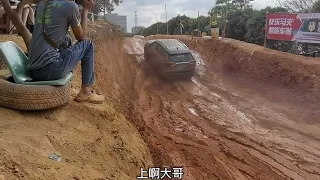 Toyota Rav4 Plugin Hybrid muddy off-road