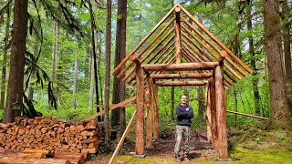 Log Woodshed Build Part 3: Roof Ridge Beam & Rafters