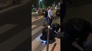 LA POLICE ARRACHE LA JAMBE DUN JEUNE A MOTO A VILLENEUVE(BAVURE POLICIÈRE )