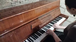 Petrof 105 пианино
