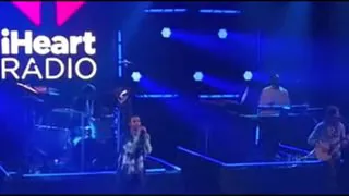 MAROON 5 WAIT (LIVE 2018)