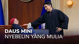 CUMA DAUS MINI YANG BISA DUDUK BEGINI! (1/4) - MAIN HAKIM SENDIRI