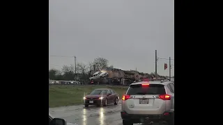 Drivers capture video of train colliding with big rig at crossing in Schertz