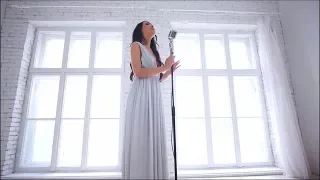 Girl beautifully sings the song Lara Fabian - Je T'aime (Cover by KrisG XG)