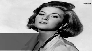 BIOGRAPHY OF DANIELA BIANCHI