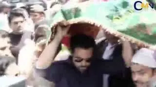 Emraan Hashmi Visits Haji Ali Dargah