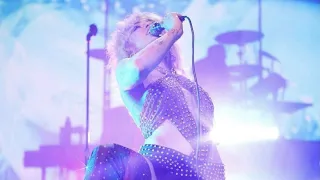 Miley Cyrus Sings “Maybe” by Janis Joplin September 17, 2021 - Summerfest Milwaukee, Wisconsin