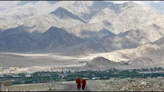 Hemis Ladakh High Altitude Wildlife Sanctuary—[हिमिस नेशनल पार्क पूर्वी लद्दाख में स्थित है।]—Hindi