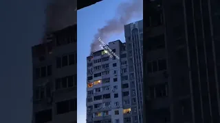 Russian Iskander rocket hit a residential building in Kyiv