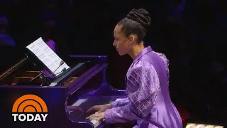 Alicia Keys Honors Kobe Bryant With ‘Moonlight Sonata’ | TODAY