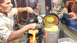 Non Stop Omelette Makers | Spicy Bread Omelet | Street Food of Karachi Pakistan | Egg Recipe