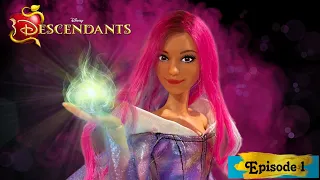 Audrey Fights Back! - Descendants Legacy Episode 1 - Disney Descendants The Rise of Red Inspired