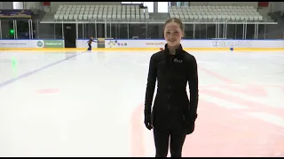 Hors Cadre : à la rencontre de Nina Pinzarrone, la nouvelle étoile bruxelloise du patinage