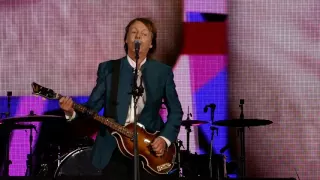 Paul McCartney - Can't Buy Me Love - Philadelphia 07-12-2016