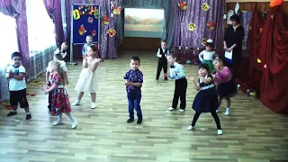 Танец для мамочек " Мы весёлые малышки" Чернухинский детский сад Кузьминова.О.Ю