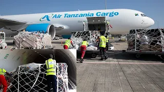 TAZAMA NDEGE YA AIR TANZANIA CARGO IKIPAKIA MIZIGO KWENDA NCHI ZA AFRIKA YA KATI