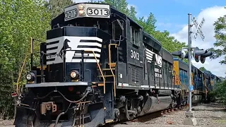 CSAO WPCA-51 Pulling Off Of The Fleming Siding With NS 3013 CSXT 6971,CSXT 6203