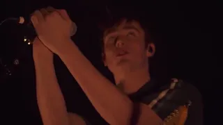 Hippo Campus - Think It Over/Bubbles - Live