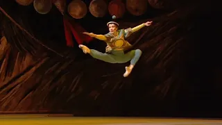 The Nutcracker - Chinese Dance Comparison