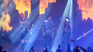 Destino o Casualidad  ft. Melendi (en concierto BAIRES)