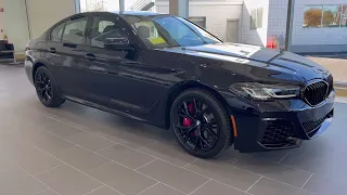 2022 BMW 540i xDrive in Carbon Black