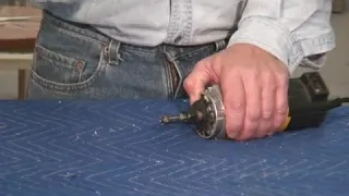 Changing Bits of Laminate Trimmer