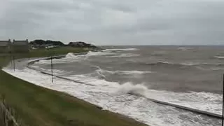 Storm surge and big waves in Prestwick - January 3rd 2014