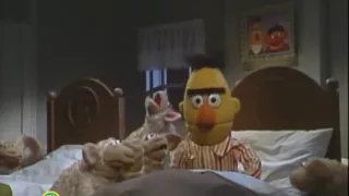 Sesame Street: Bert's Blanket