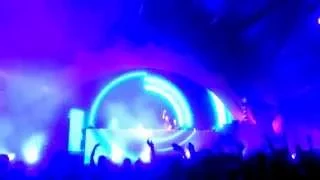 MC Villain playing Rebourne - Leaving @ Q-Dance stage - Tomorrowland Brasil
