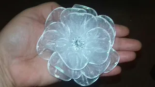 Como hacer una flor de liston organza