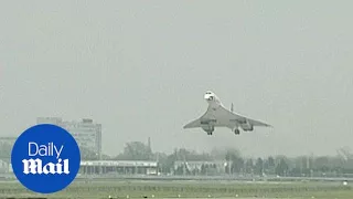 Majestic: British Airways Concorde comes into land at Heathrow - Daily Mail