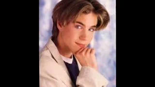 Jonathan Brandis - Me Muero