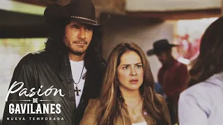 Pasion de Gavilanes 2 - Juan y Norma apoyan a Sara tras ataque en su casa