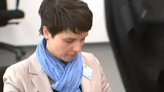 GELDSTRAFE: Ex-AfD-Chefin Petry wegen fahrlässigen Falscheids verurteilt